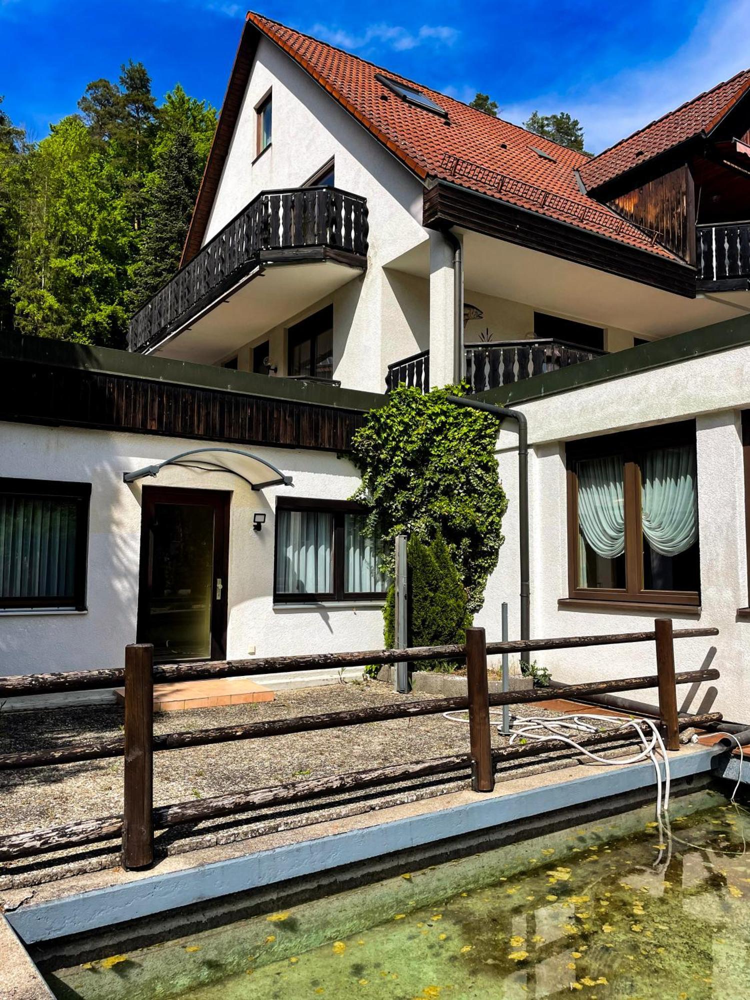 Gaestehaus Forellenhof Pottenstein Exterior photo